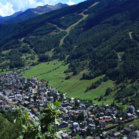 Hotel Ginepro Aprica Exterior foto